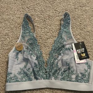 Wacoal Wireless bralette NWT